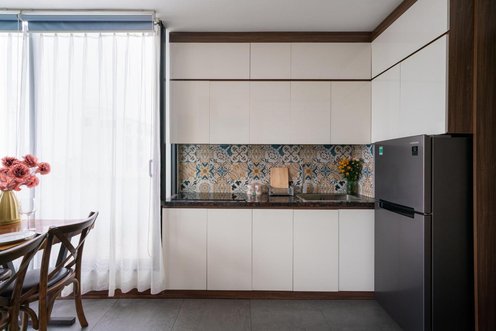 Khách sạn hẻo lánh Sazihome âu Cơ - Tây Hồ Hà Nội