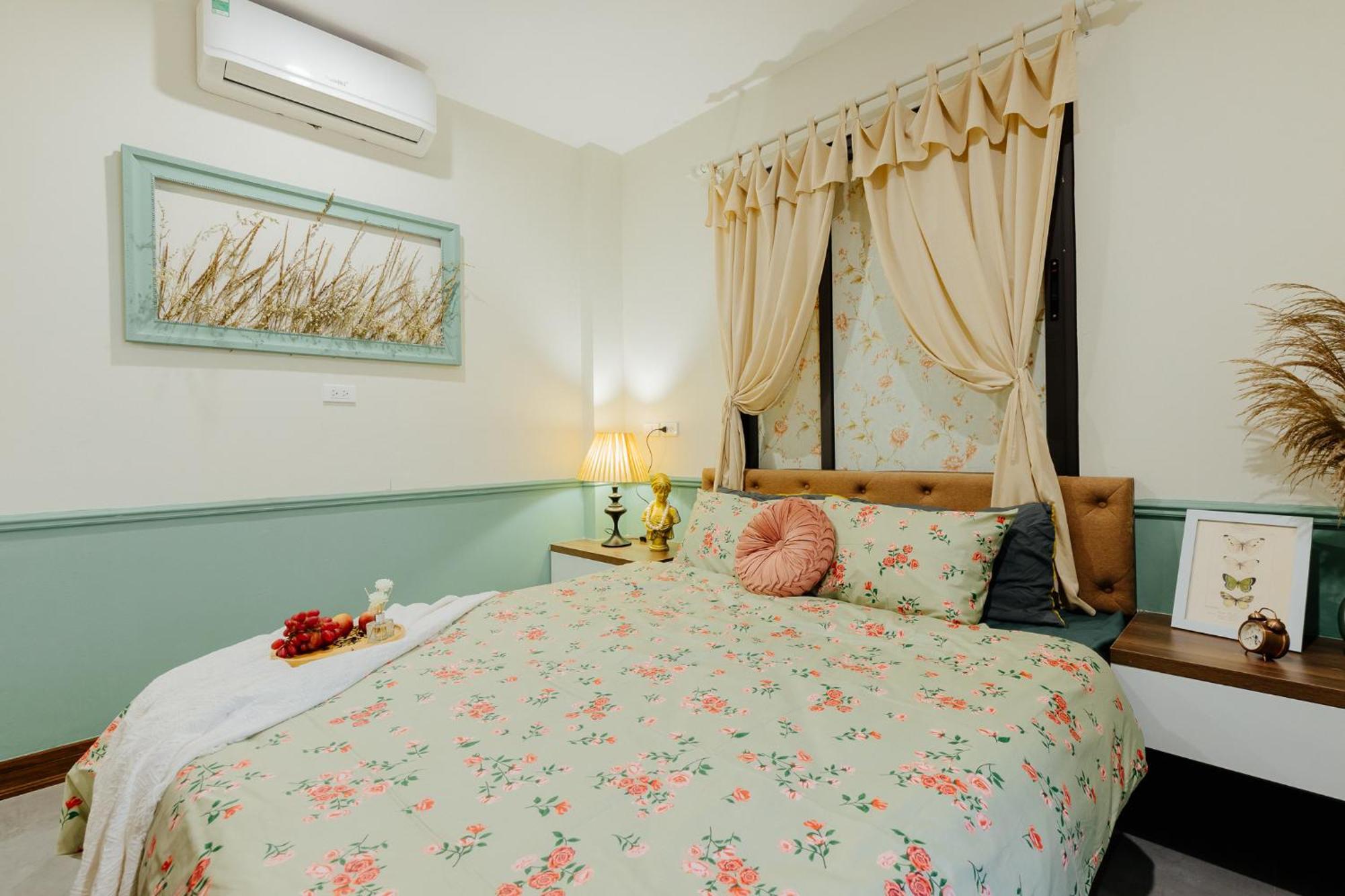 Khách sạn hẻo lánh Sazihome âu Cơ - Tây Hồ Hà Nội