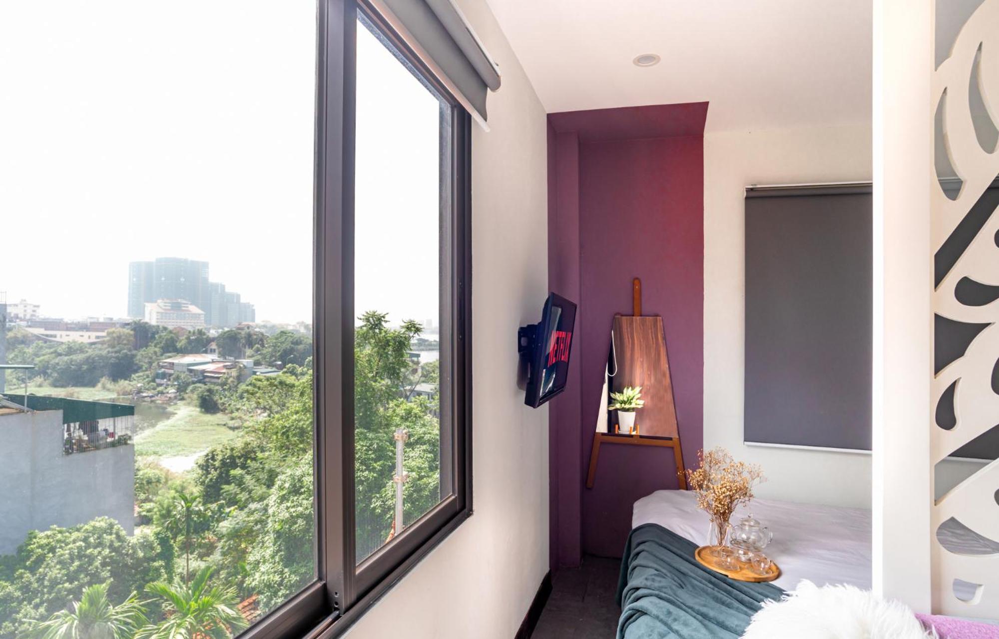Khách sạn hẻo lánh Sazihome âu Cơ - Tây Hồ *